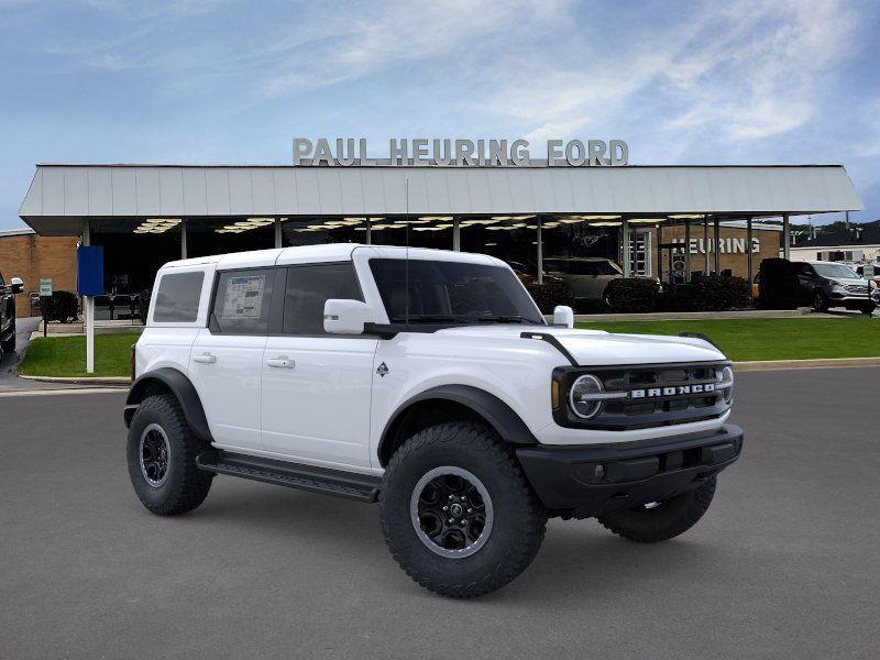 new 2025 Ford Bronco car, priced at $61,415