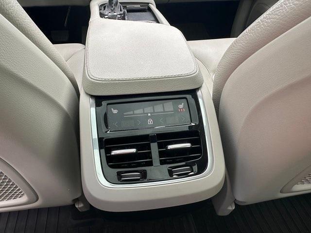 used 2022 Volvo XC90 car, priced at $29,599