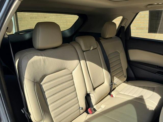 used 2015 Ford Edge car