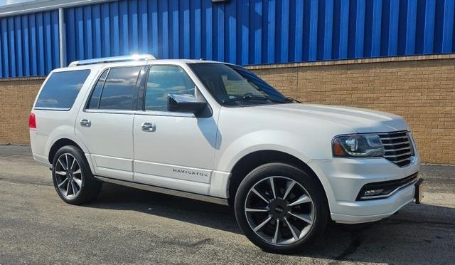 used 2017 Lincoln Navigator car, priced at $25,896