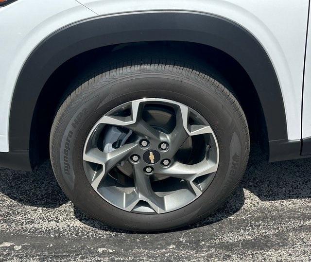 used 2025 Chevrolet Trax car, priced at $24,999