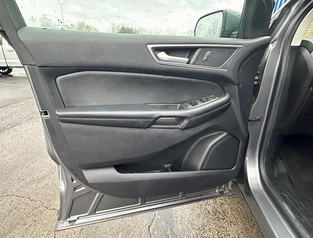 used 2022 Ford Edge car, priced at $25,585