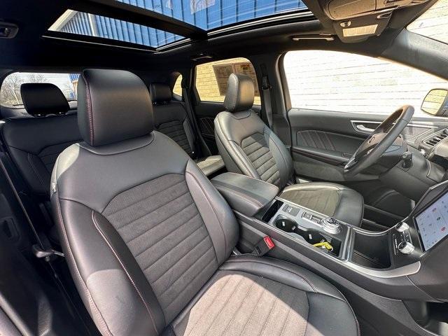 used 2024 Ford Edge car, priced at $39,425