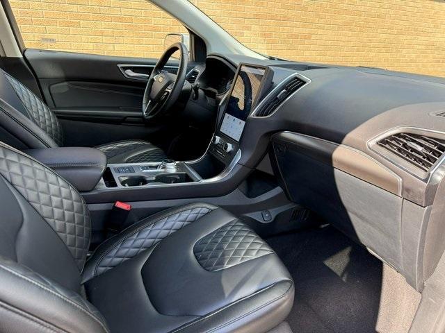 used 2024 Ford Edge car, priced at $29,975