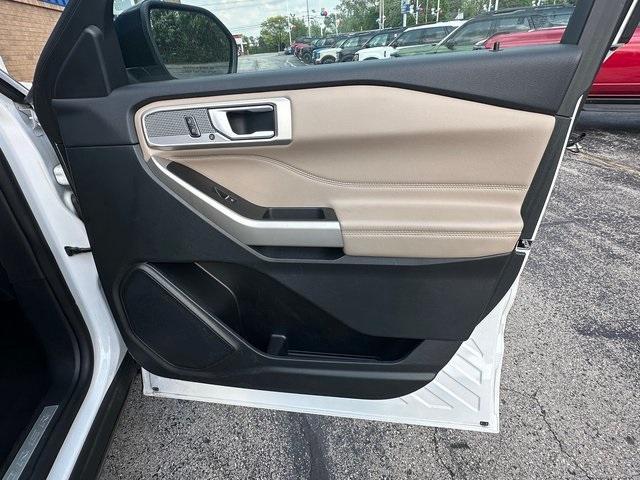 used 2023 Ford Explorer car
