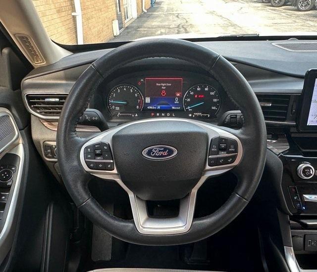used 2023 Ford Explorer car