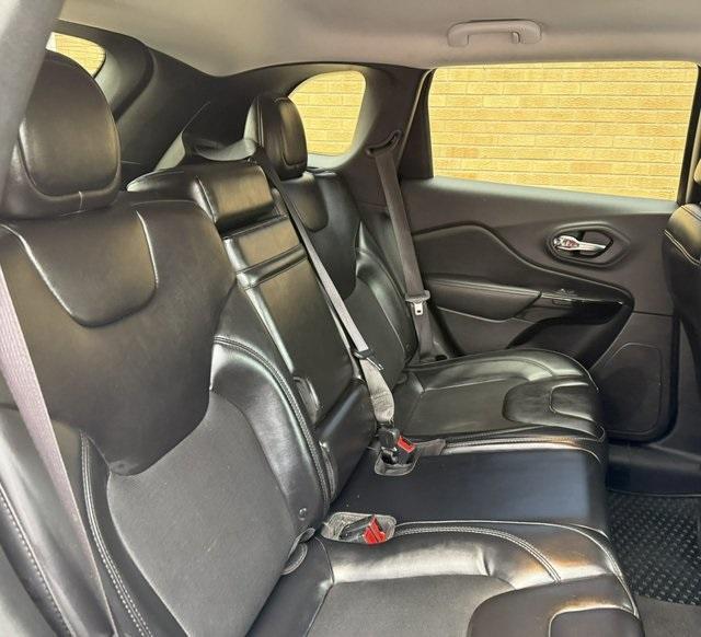 used 2019 Jeep Cherokee car, priced at $15,994