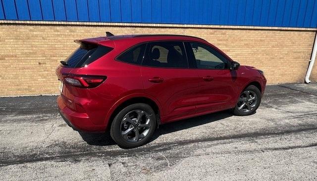 used 2024 Ford Escape car, priced at $25,599