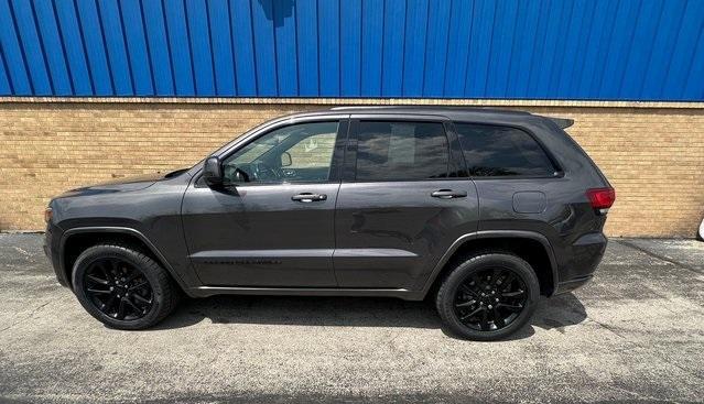 used 2018 Jeep Grand Cherokee car, priced at $21,728