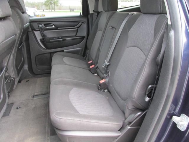 used 2017 Chevrolet Traverse car, priced at $7,995