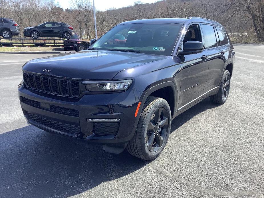 new 2024 Jeep Grand Cherokee L car, priced at $52,295