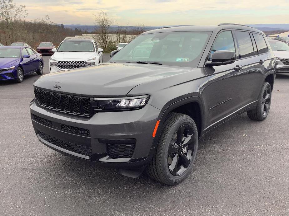 new 2024 Jeep Grand Cherokee L car, priced at $47,377