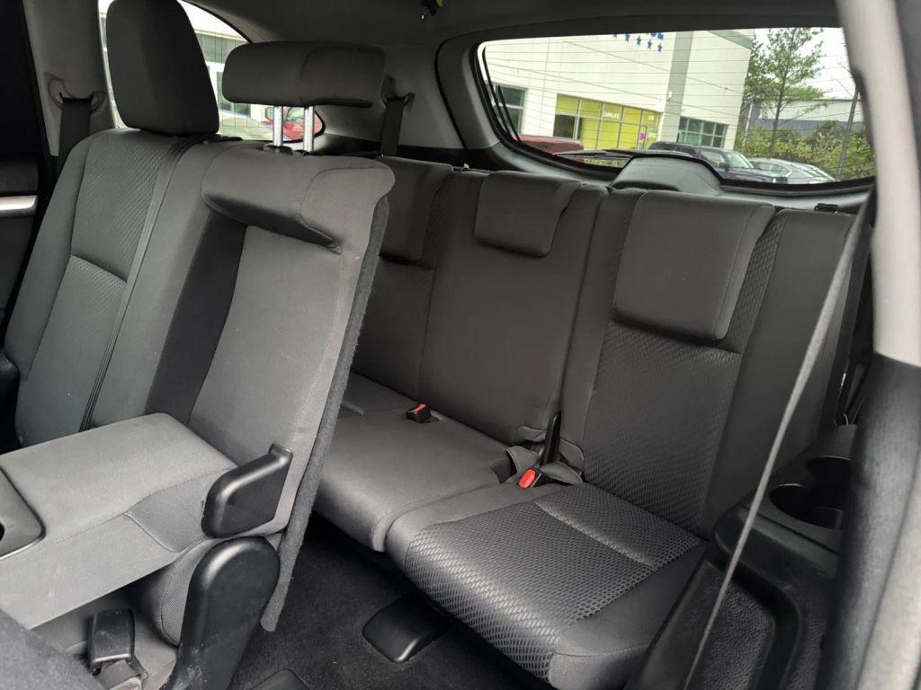 used 2015 Toyota Highlander car, priced at $14,487