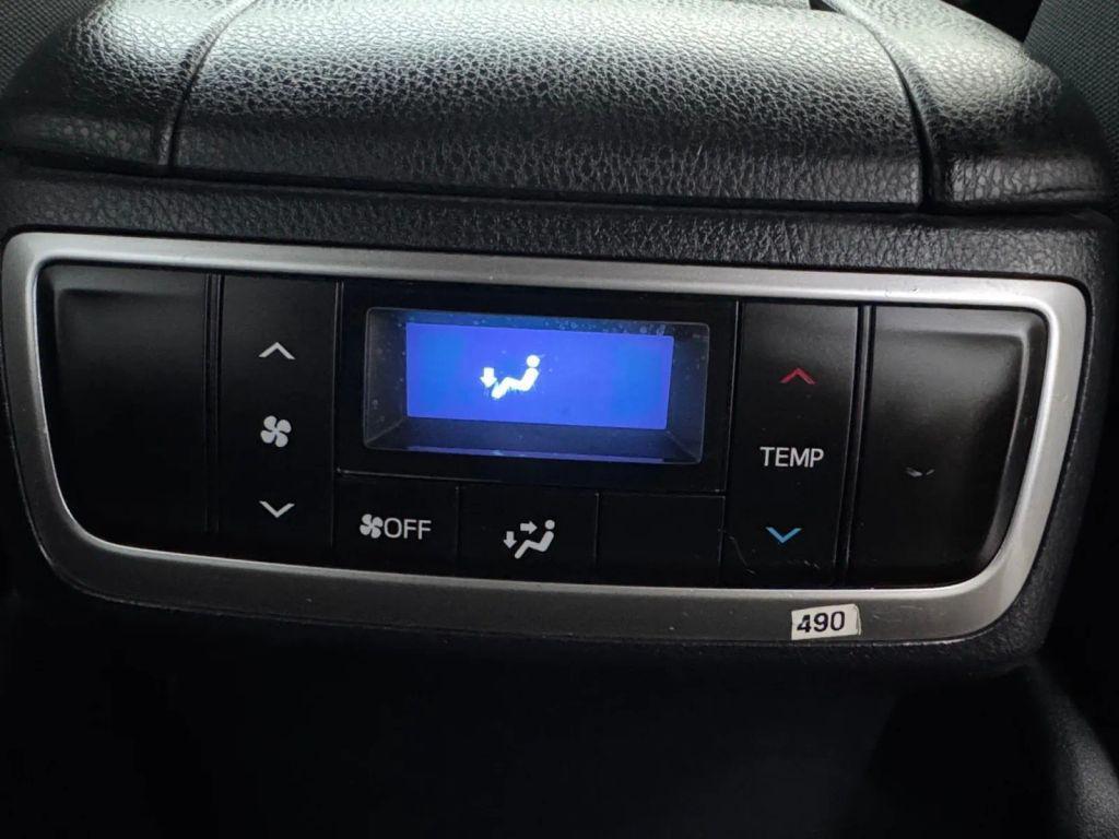 used 2015 Toyota Highlander car, priced at $14,487