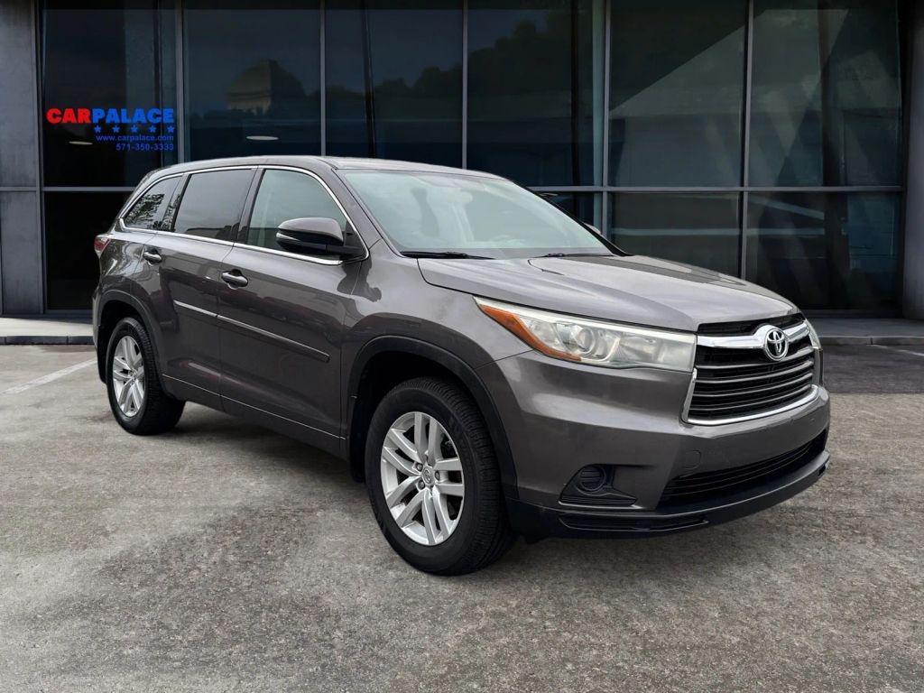 used 2015 Toyota Highlander car, priced at $14,487