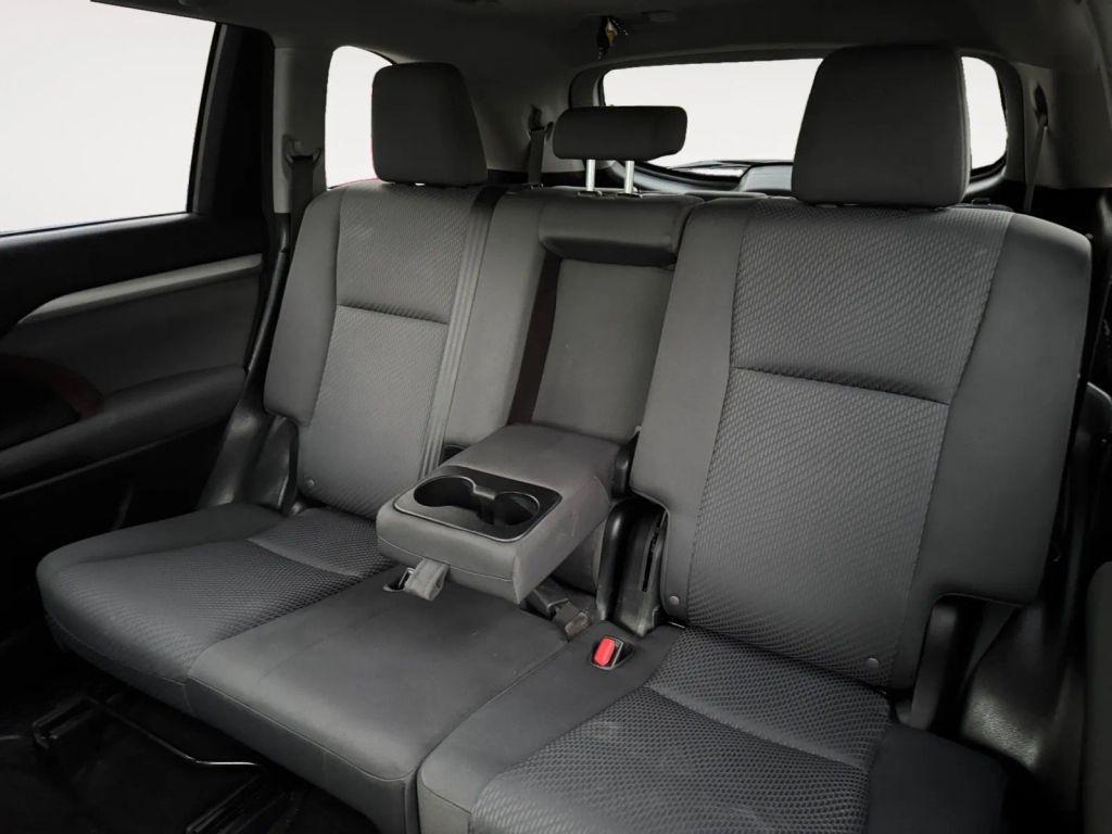 used 2015 Toyota Highlander car, priced at $14,487