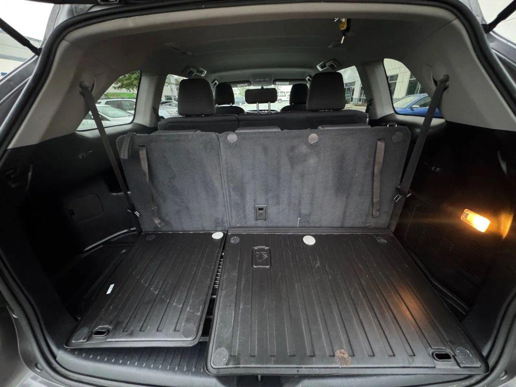 used 2015 Toyota Highlander car, priced at $14,487