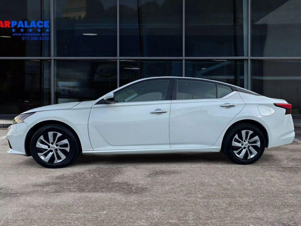 used 2022 Nissan Altima car, priced at $10,987