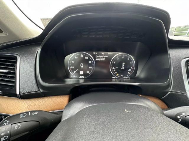 used 2018 Volvo XC90 car, priced at $14,987