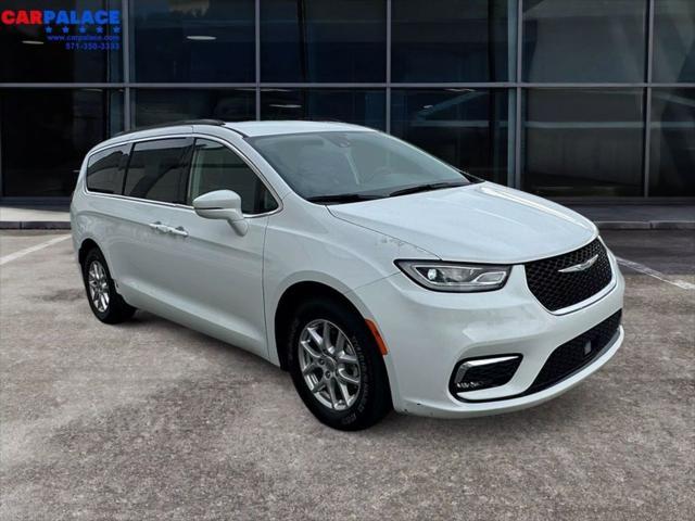 used 2022 Chrysler Pacifica car, priced at $13,987