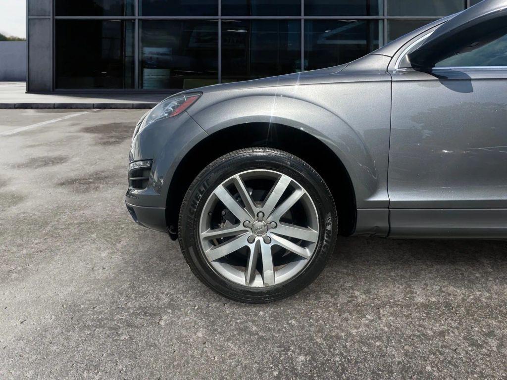 used 2010 Audi Q7 car, priced at $6,987