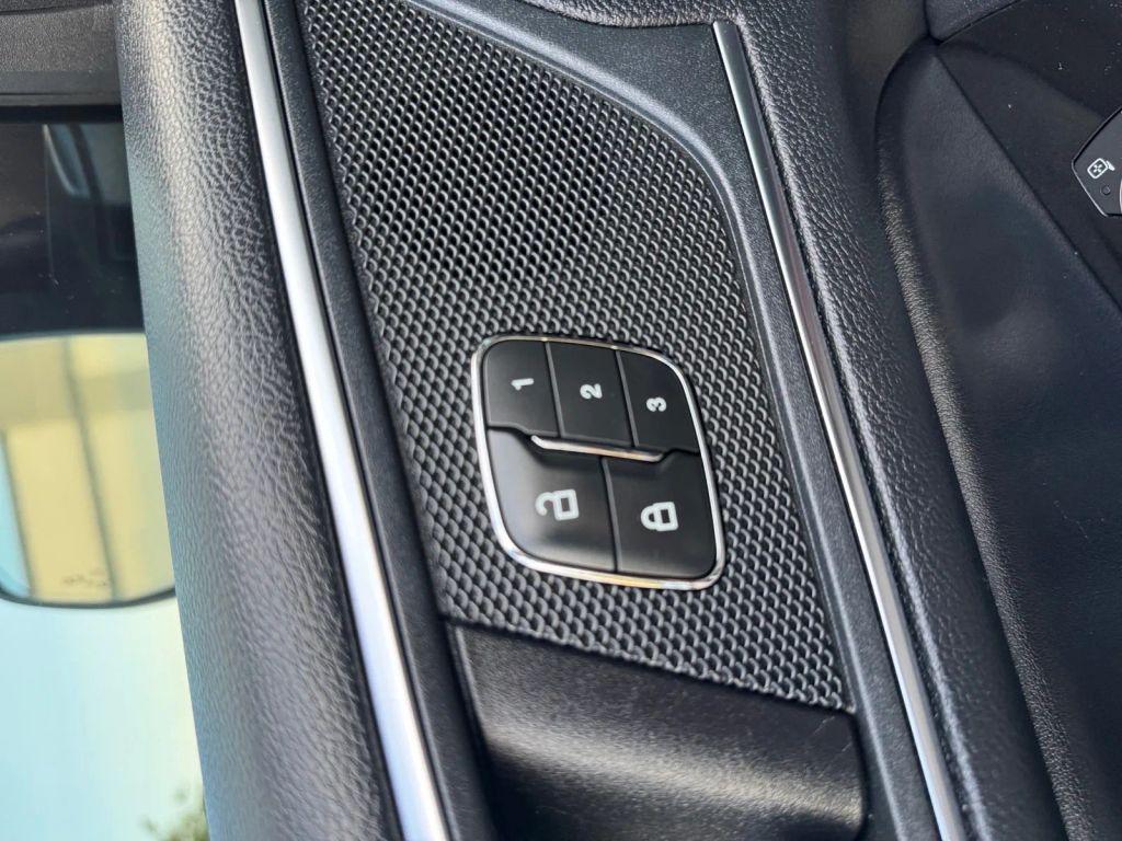 used 2018 Ford Edge car, priced at $13,987