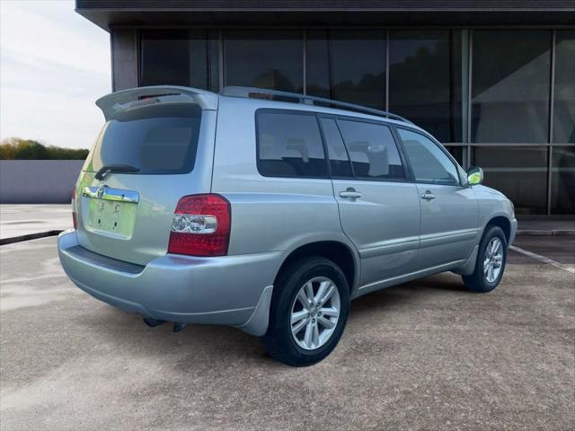 used 2006 Toyota Highlander Hybrid car, priced at $5,987