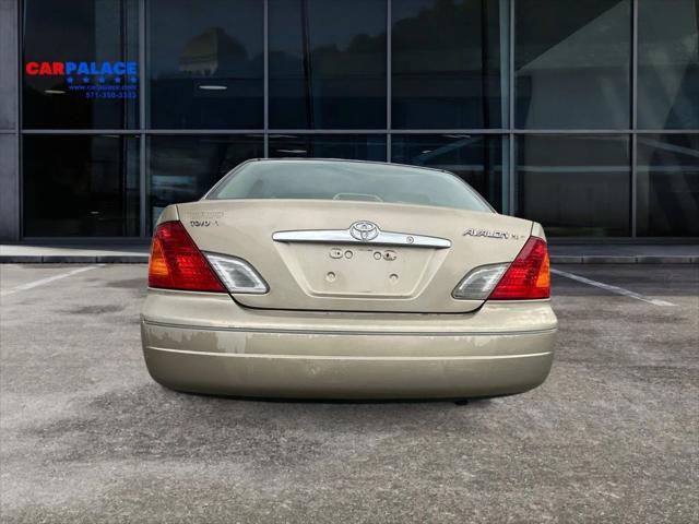used 2001 Toyota Avalon car, priced at $1,987