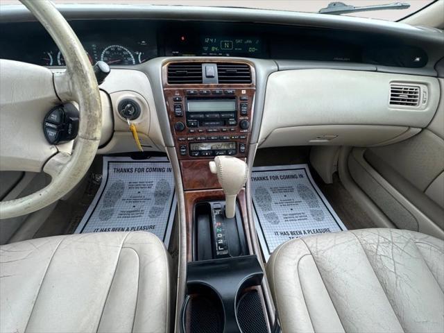 used 2001 Toyota Avalon car, priced at $1,987