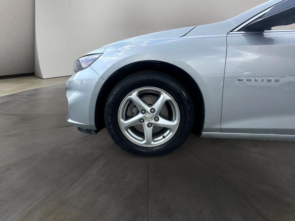 used 2018 Chevrolet Malibu car, priced at $8,987