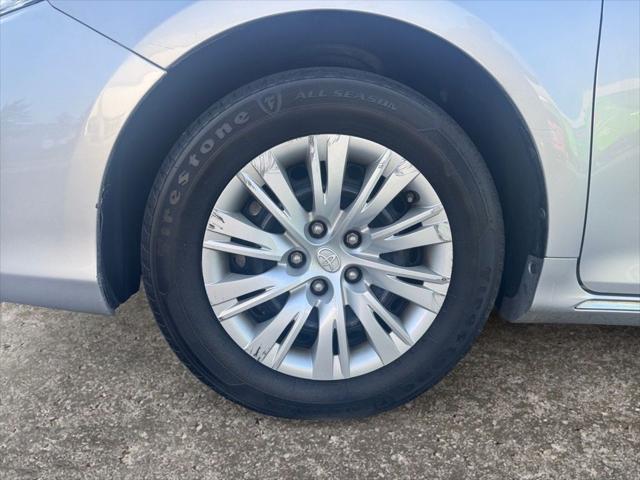 used 2012 Toyota Camry Hybrid car, priced at $10,987