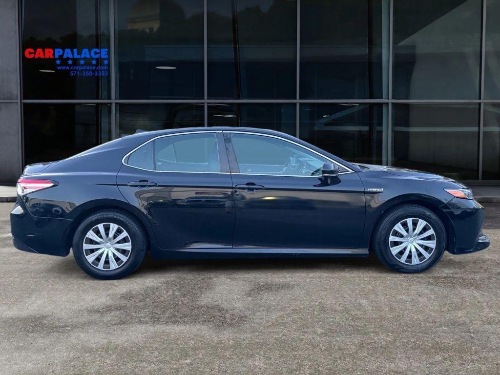 used 2018 Toyota Camry Hybrid car, priced at $14,987