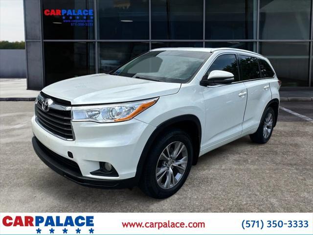 used 2015 Toyota Highlander car, priced at $14,987