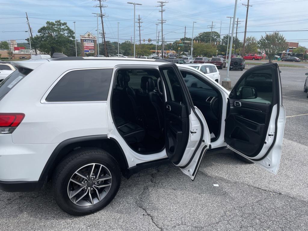 used 2021 Jeep Grand Cherokee car, priced at $24,149