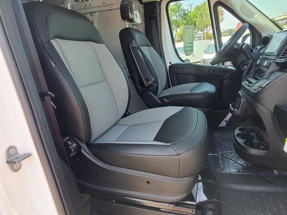 new 2024 Ram ProMaster 3500 car, priced at $44,350