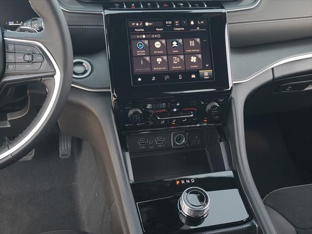 new 2025 Jeep Grand Cherokee L car, priced at $44,572