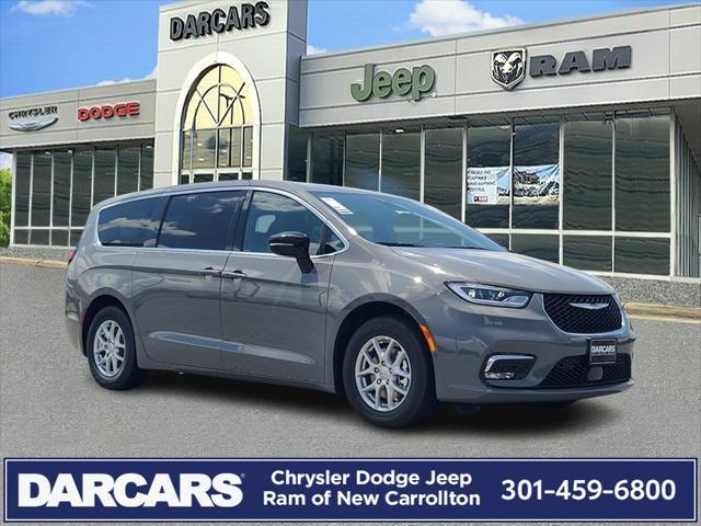 new 2025 Chrysler Pacifica car, priced at $43,527