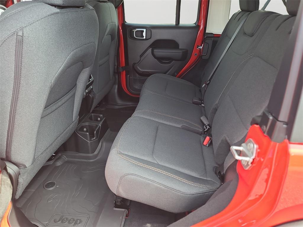 new 2025 Jeep Wrangler car, priced at $45,871