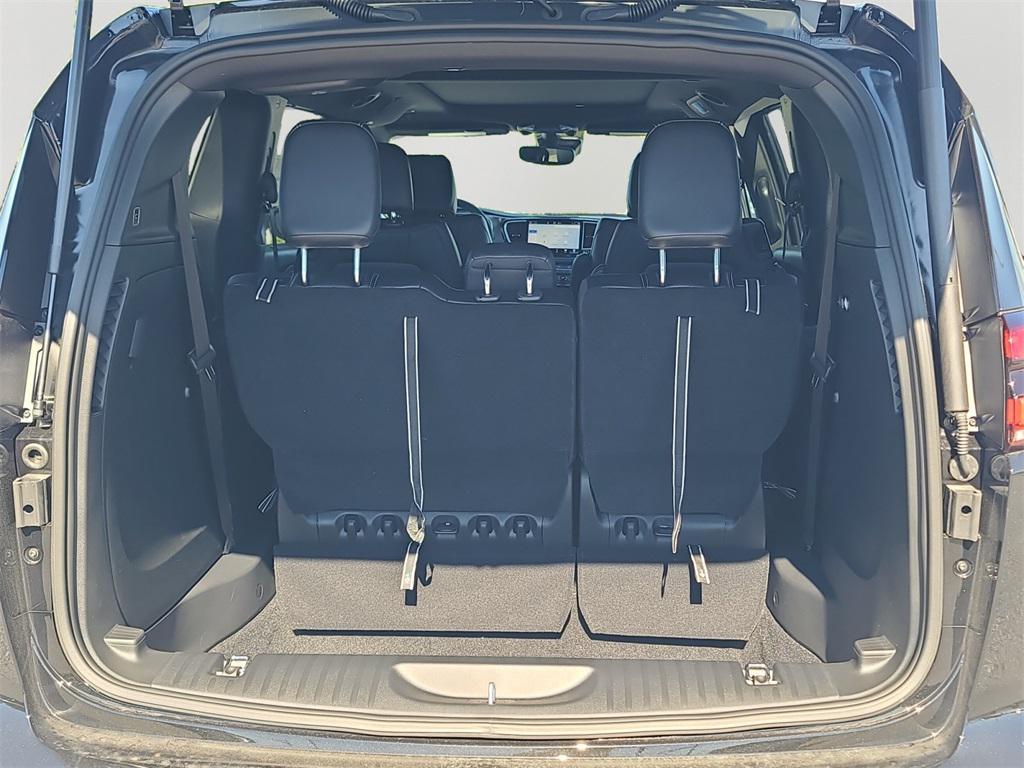 new 2026 Chrysler Pacifica car, priced at $43,385