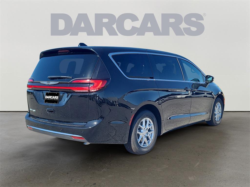 new 2026 Chrysler Pacifica car, priced at $43,385