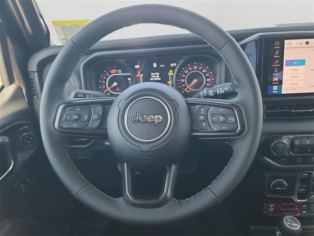 new 2025 Jeep Wrangler car, priced at $61,195