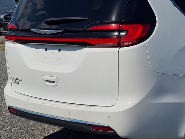 used 2022 Chrysler Pacifica car, priced at $19,995