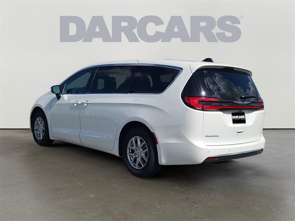 new 2026 Chrysler Pacifica car, priced at $43,385