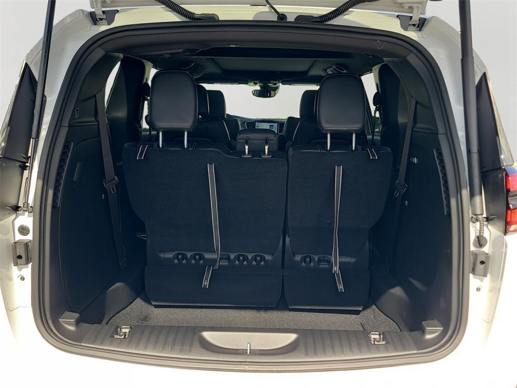 new 2026 Chrysler Pacifica car, priced at $43,385