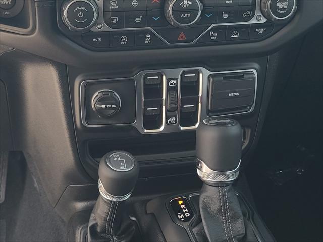 new 2025 Jeep Wrangler car, priced at $53,327