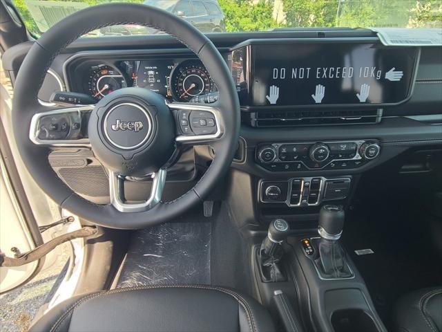 new 2025 Jeep Wrangler car, priced at $53,327