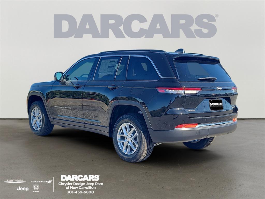new 2025 Jeep Grand Cherokee car, priced at $39,995