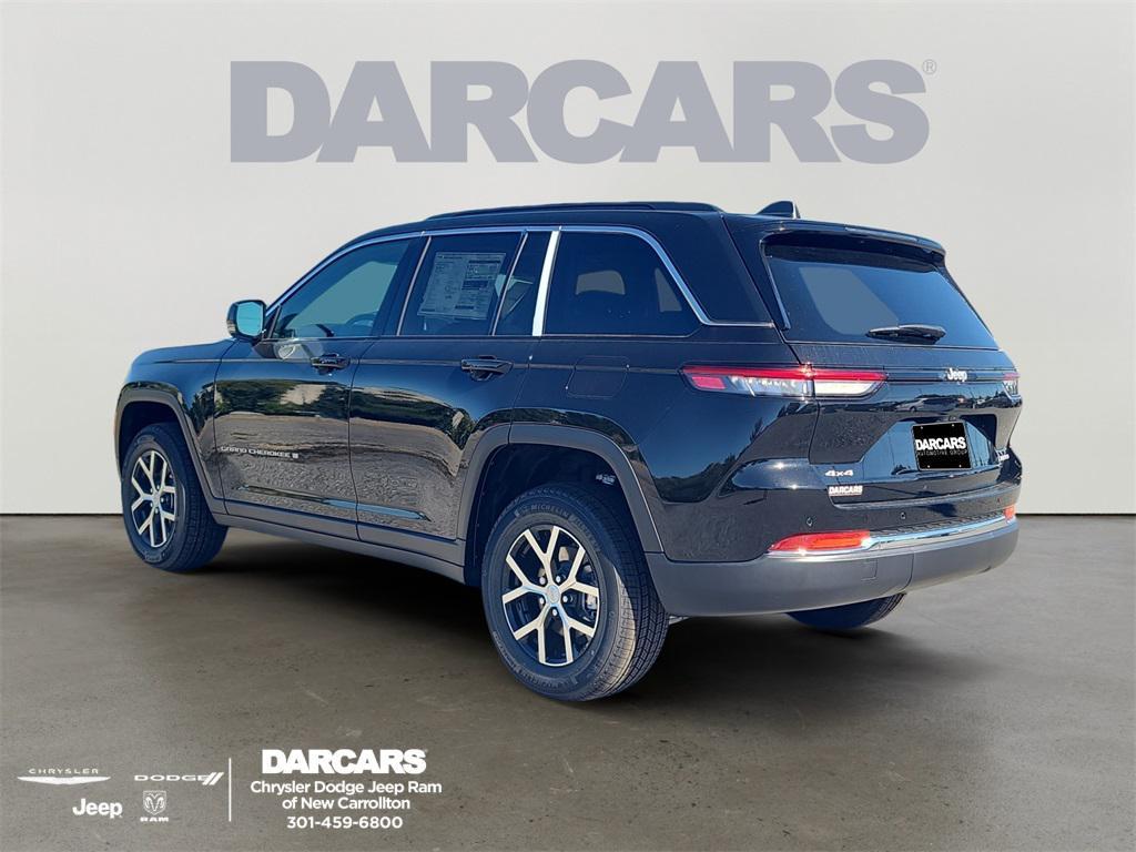 new 2025 Jeep Grand Cherokee car, priced at $44,995