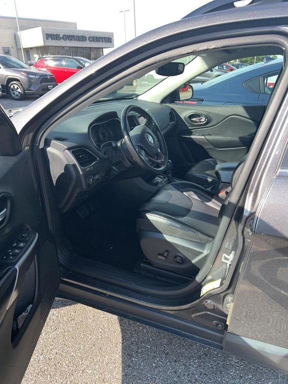 used 2022 Jeep Cherokee car, priced at $23,000