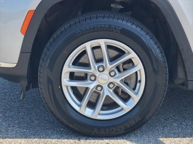 used 2023 Jeep Grand Cherokee L car, priced at $25,000